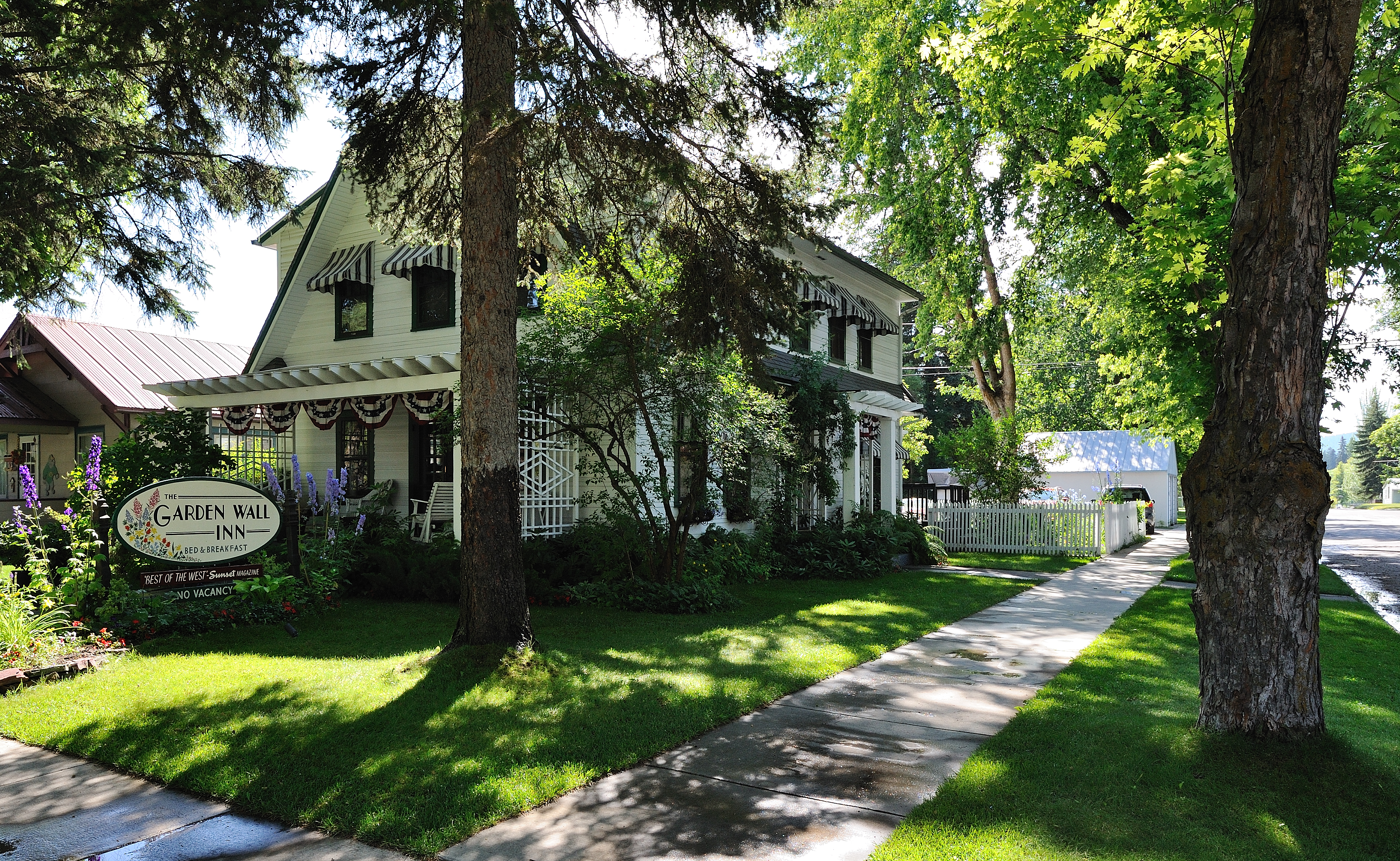 Garden Wall Inn — 1