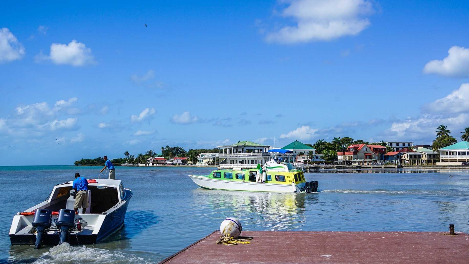 Port in sightseeing tour.