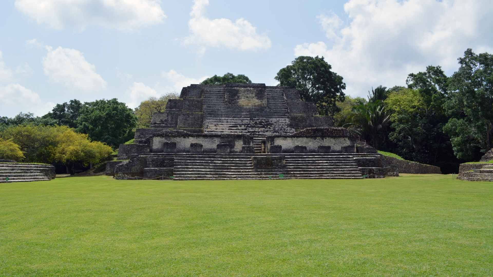 Private Altun Ha Mayan Ruins, Lunch & Belize City Tour image