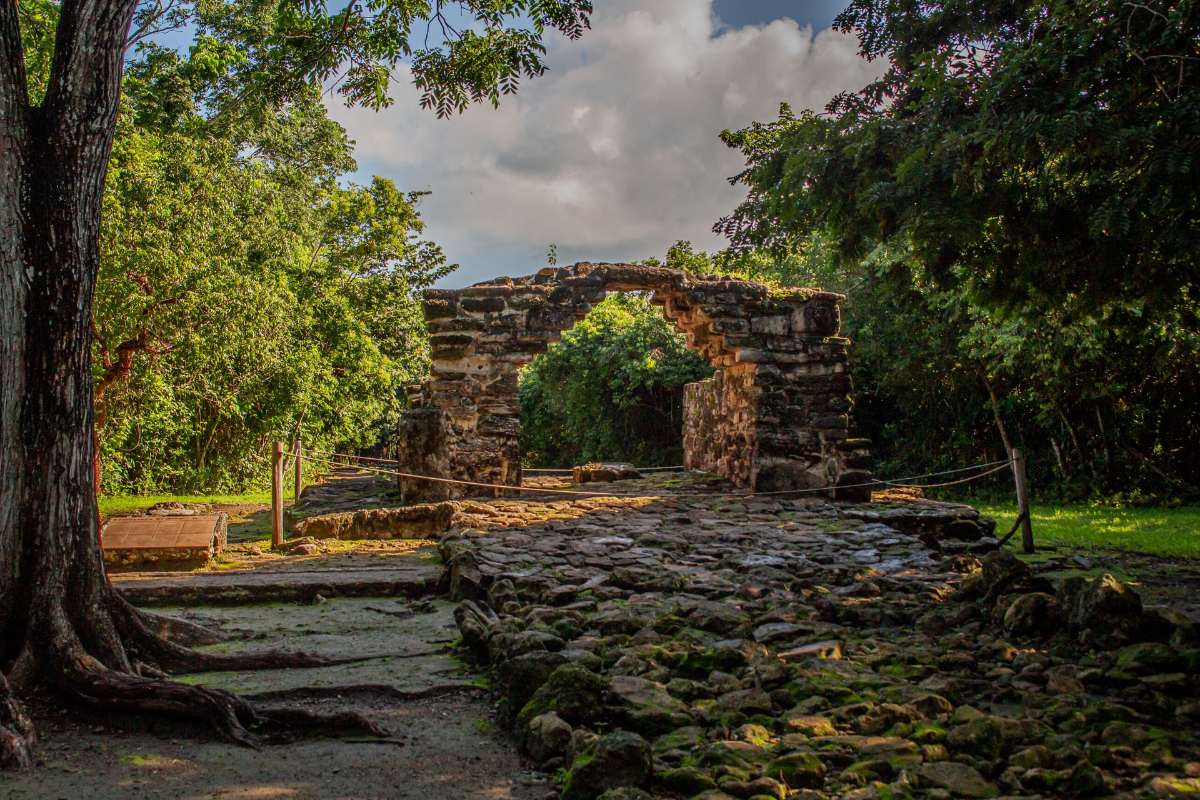 Ultimate Guide: Cozumel Mayan Ruins image