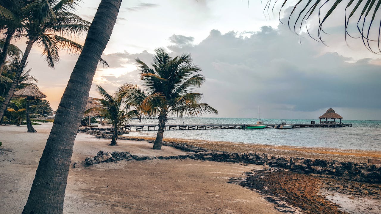 The coast in Belize.