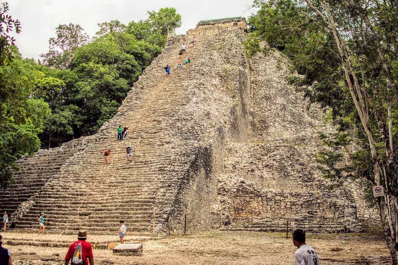 cancun maya fort