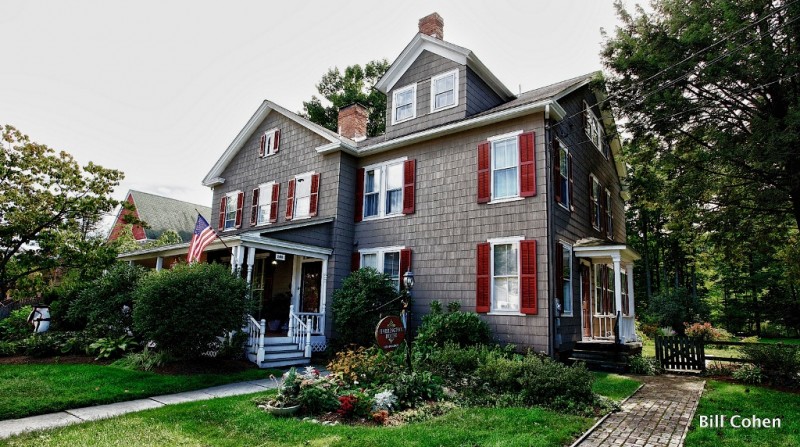 Harrington House Bed and Breakfast Milford, PA Scenic Wild Delaware River