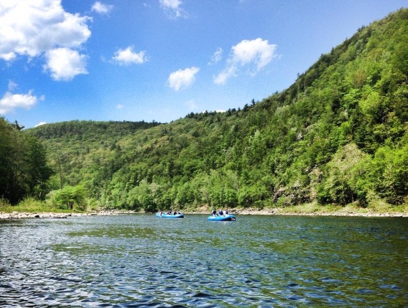 Kittatinny Canoes Annual Delaware River CleanUp Milford, PA Scenic