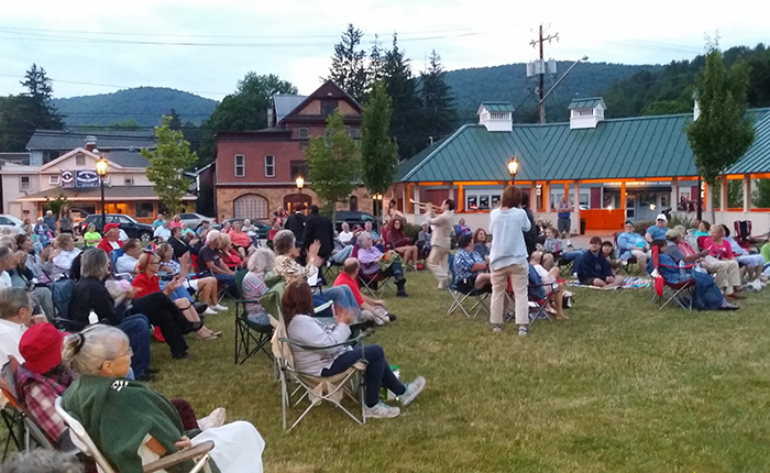 The Hancock Town Square Hancock, NY Scenic Wild Delaware River