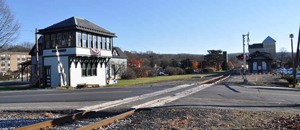 DL&W (Delaware Lackawanna & Western) Railroad Installations East