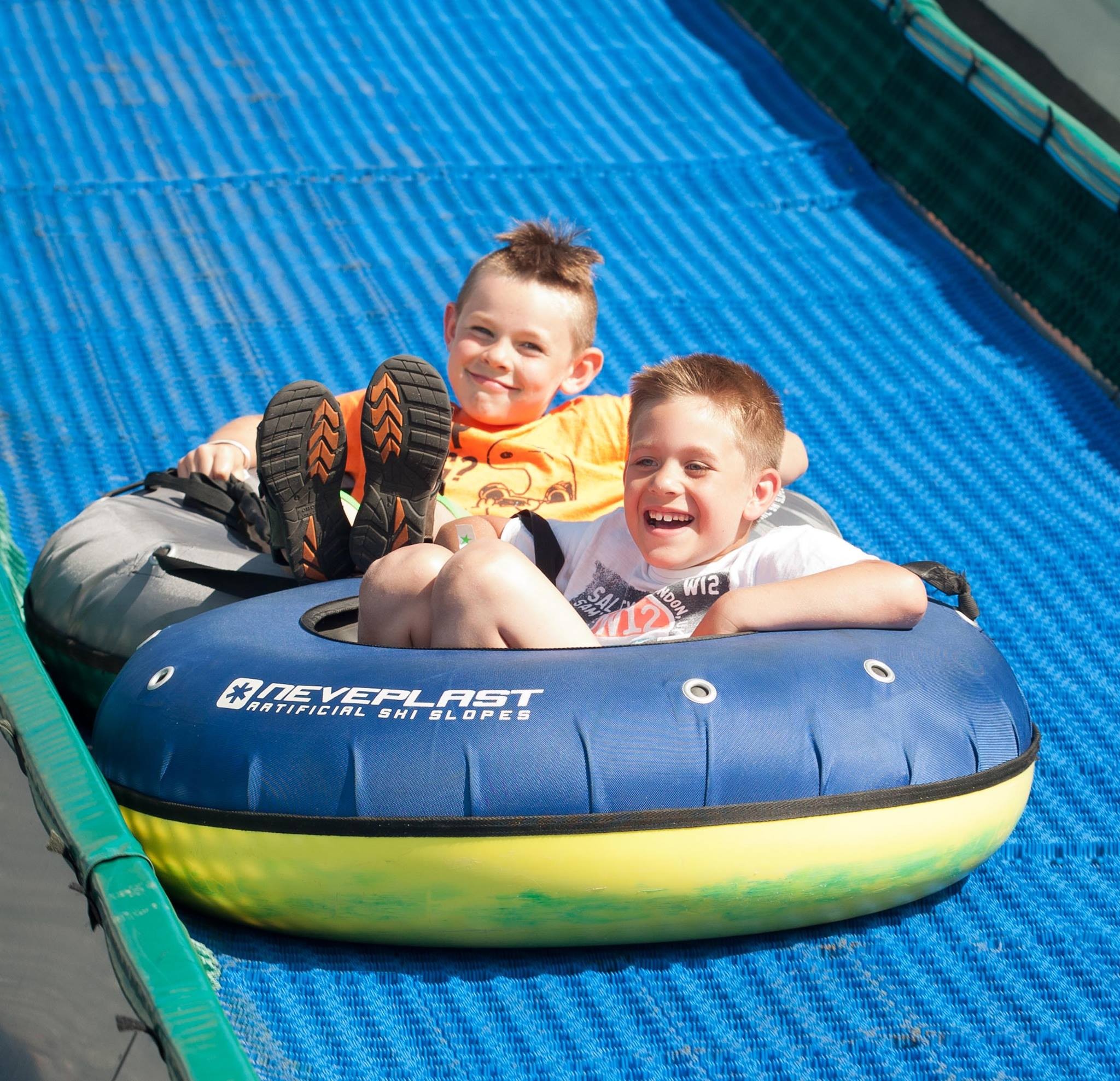 Blue Lightning Tubing East Stroudsburg, PA Scenic Wild Delaware River