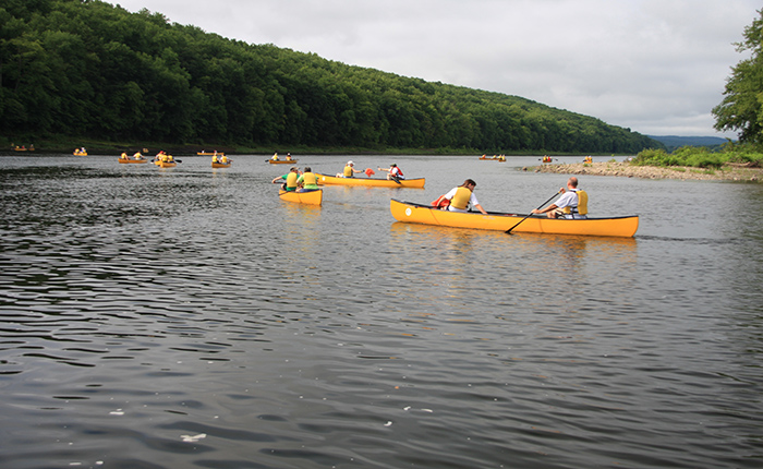 Dingmans Ferry, PA River Access Scenic Wild Delaware River