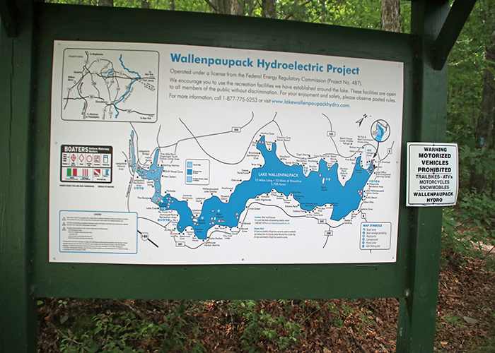 Shuman point hiking trail