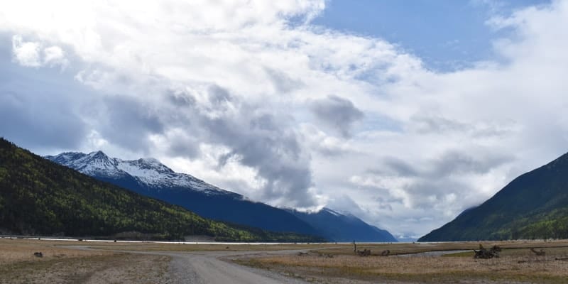 The most important thing to remember about weather in Alaska is that it is always changing! So wear your layers and be ready for the clouds to roll in.