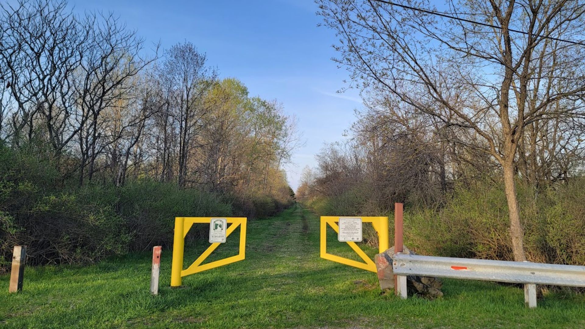 Black Creek Parking Area, Tibbetts Hill Road Genesee Valley Greenway