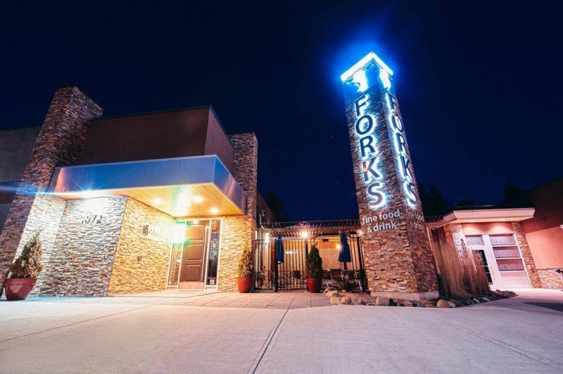 5 Forks Restaurant Heart of the Continent