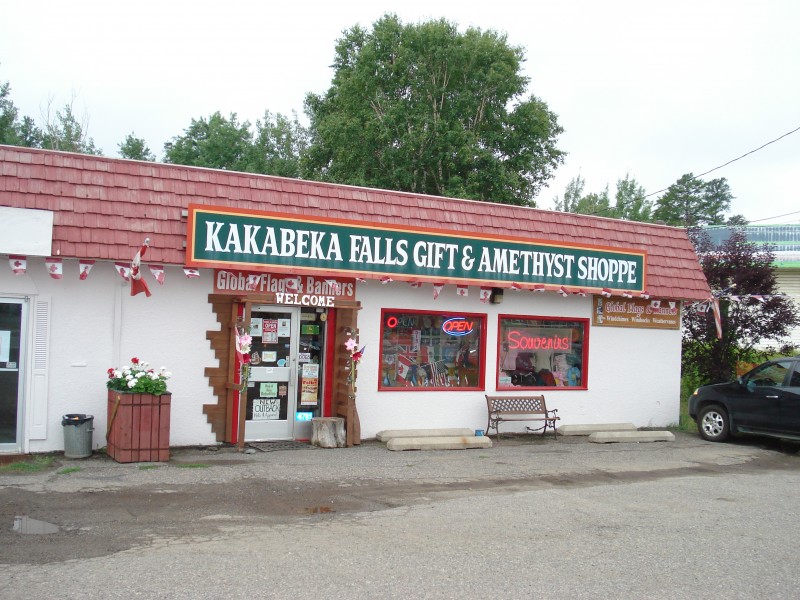 Kakabeka Falls Amethyst and Gift Shoppe Heart of the Continent