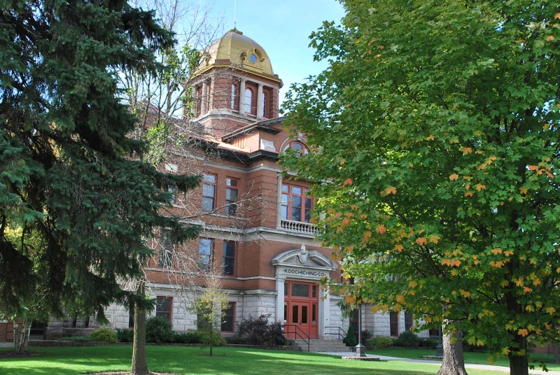 International Falls, Minnesota Heart of the Continent