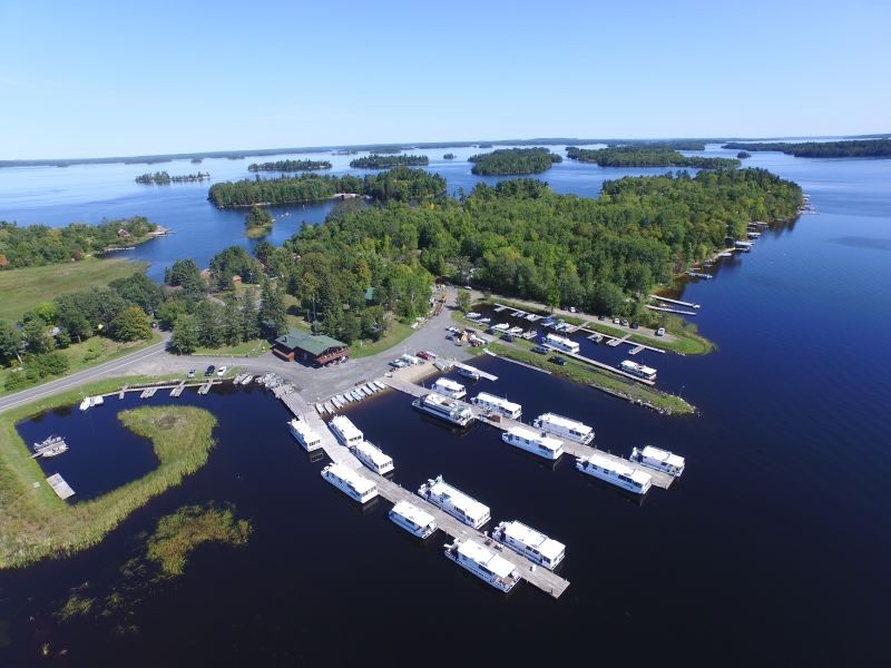 Northernaire Houseboats on Rainy Lake Minnesota Heart of the Continent