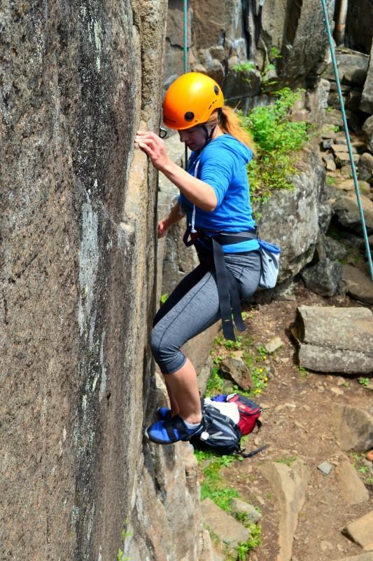 Beginners Rock Climbing Clinic (Public) - Outdoor Skills And Thrills