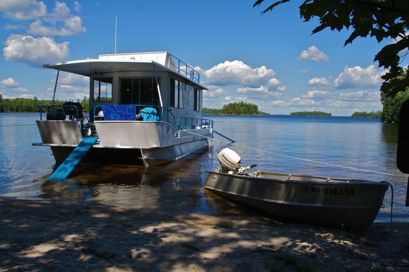 Northernaire Houseboats on Rainy Lake Minnesota Heart of the Continent