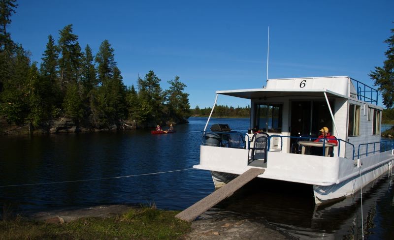Northernaire Houseboats on Rainy Lake Minnesota Heart of the Continent
