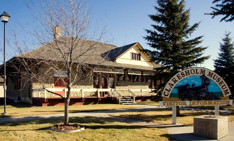 Town of Claresholm, Alberta Crown of the Continent Geotourism