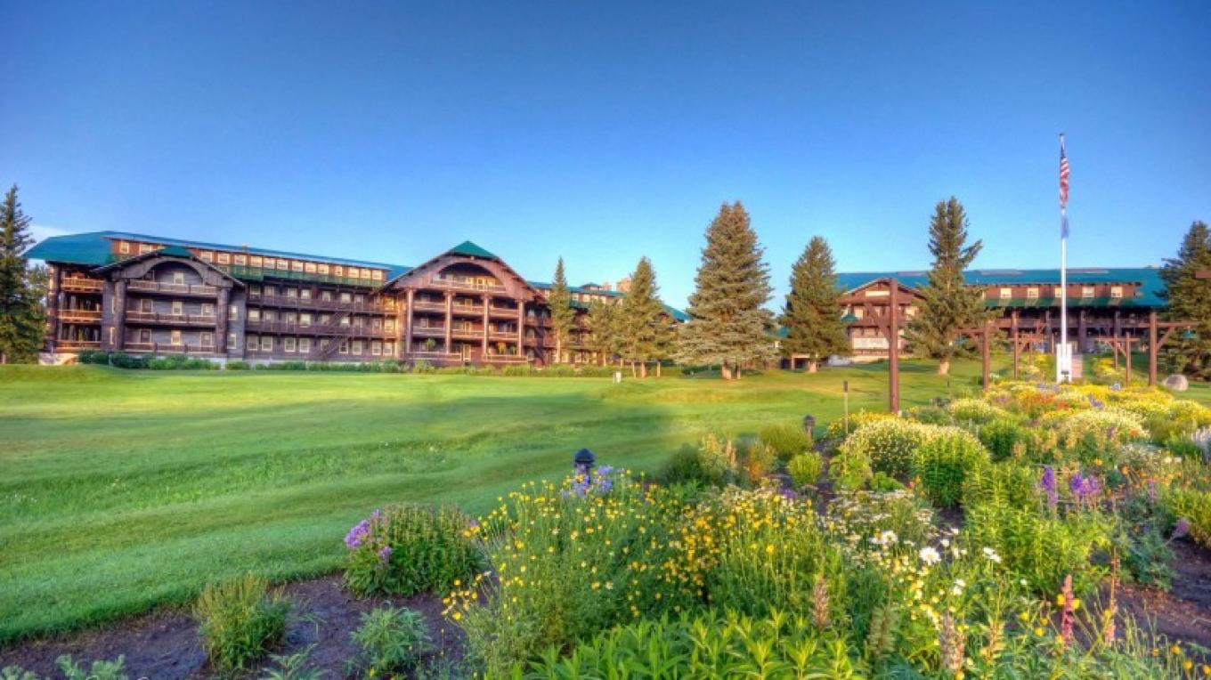 Glacier Park Lodge East Glacier Montana Crown Of The Continent Glacier Park Lodge East Glacier Montana Crown Of The Continent