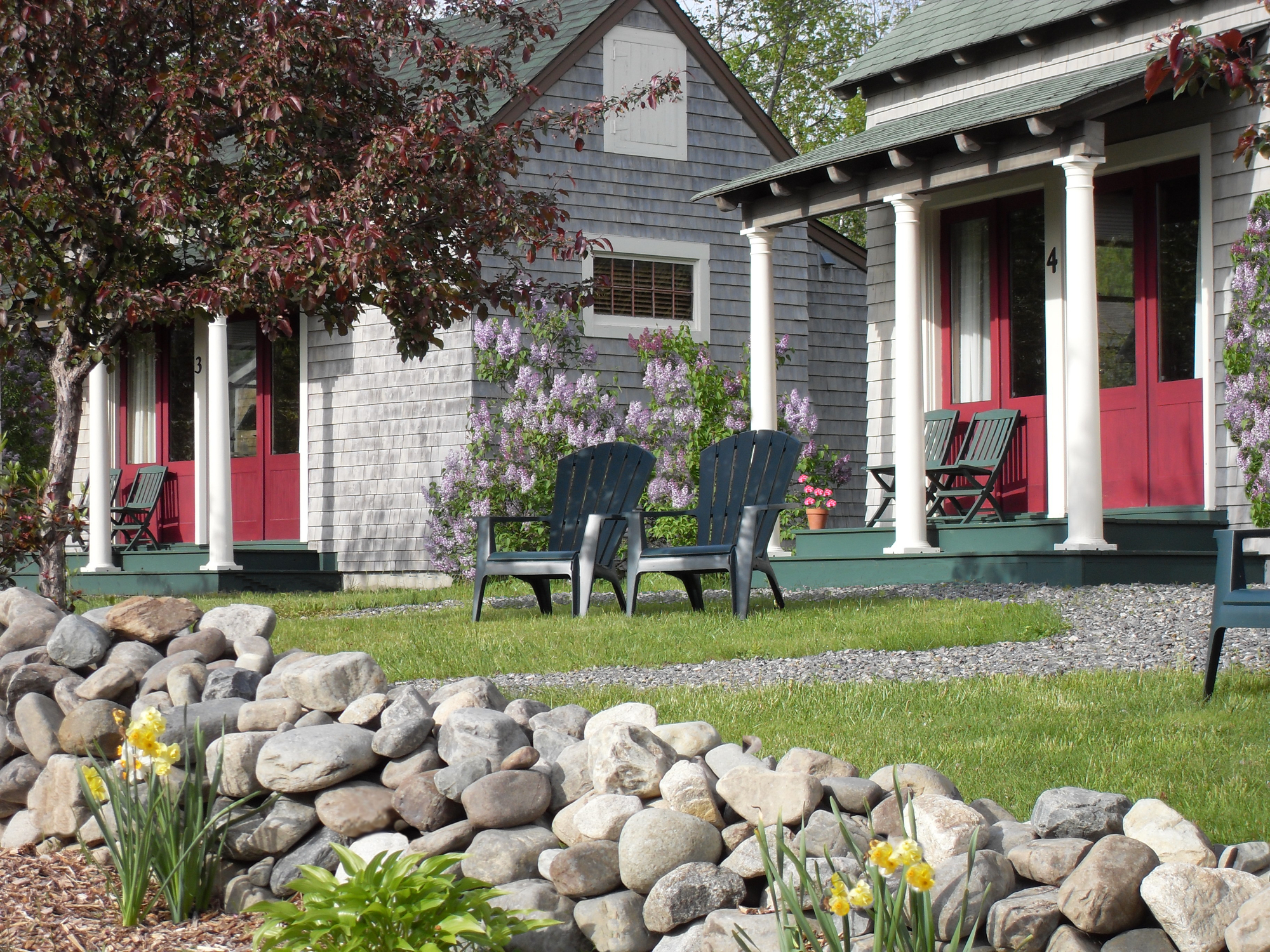 Ultra private cottages with amazing views!