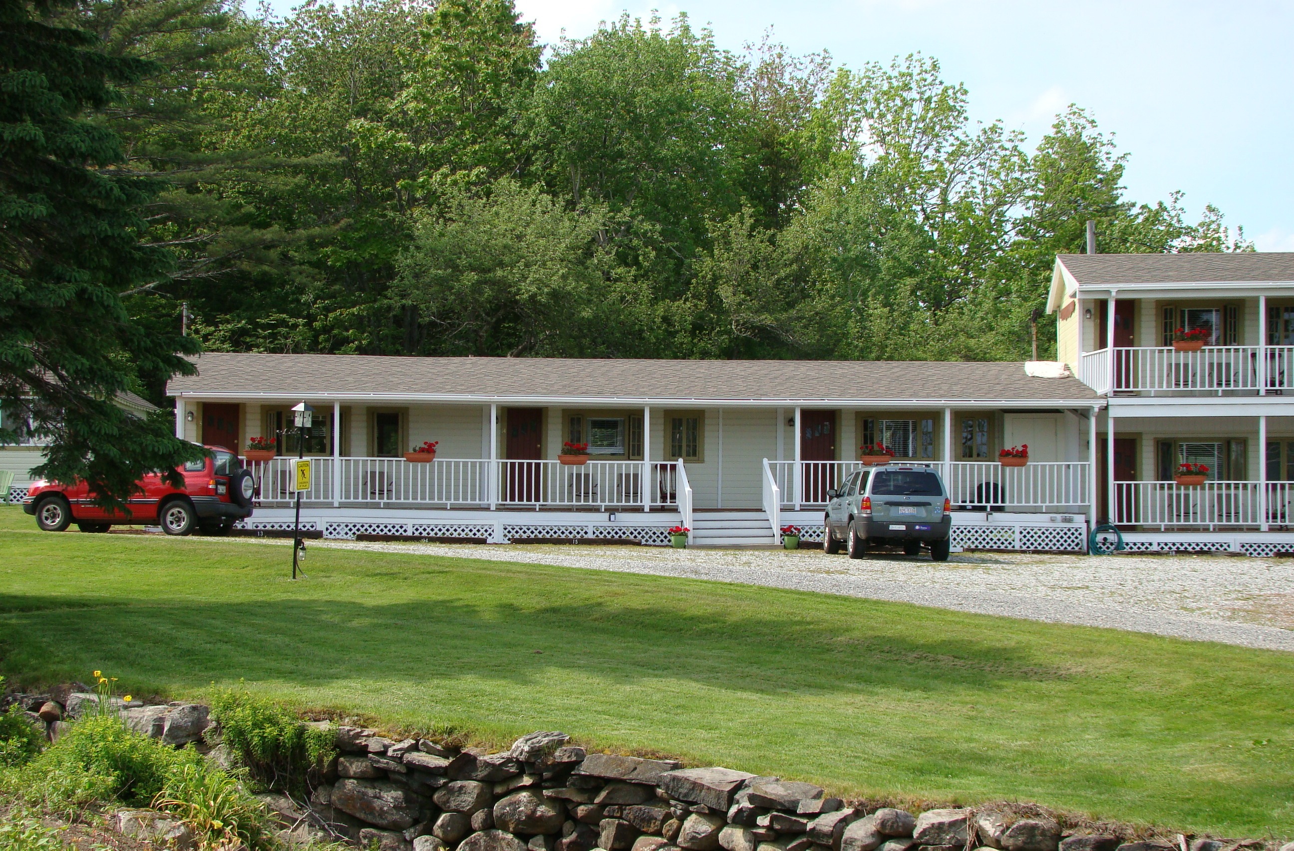 Bay Leaf Cottages and Bistro Visit Maine