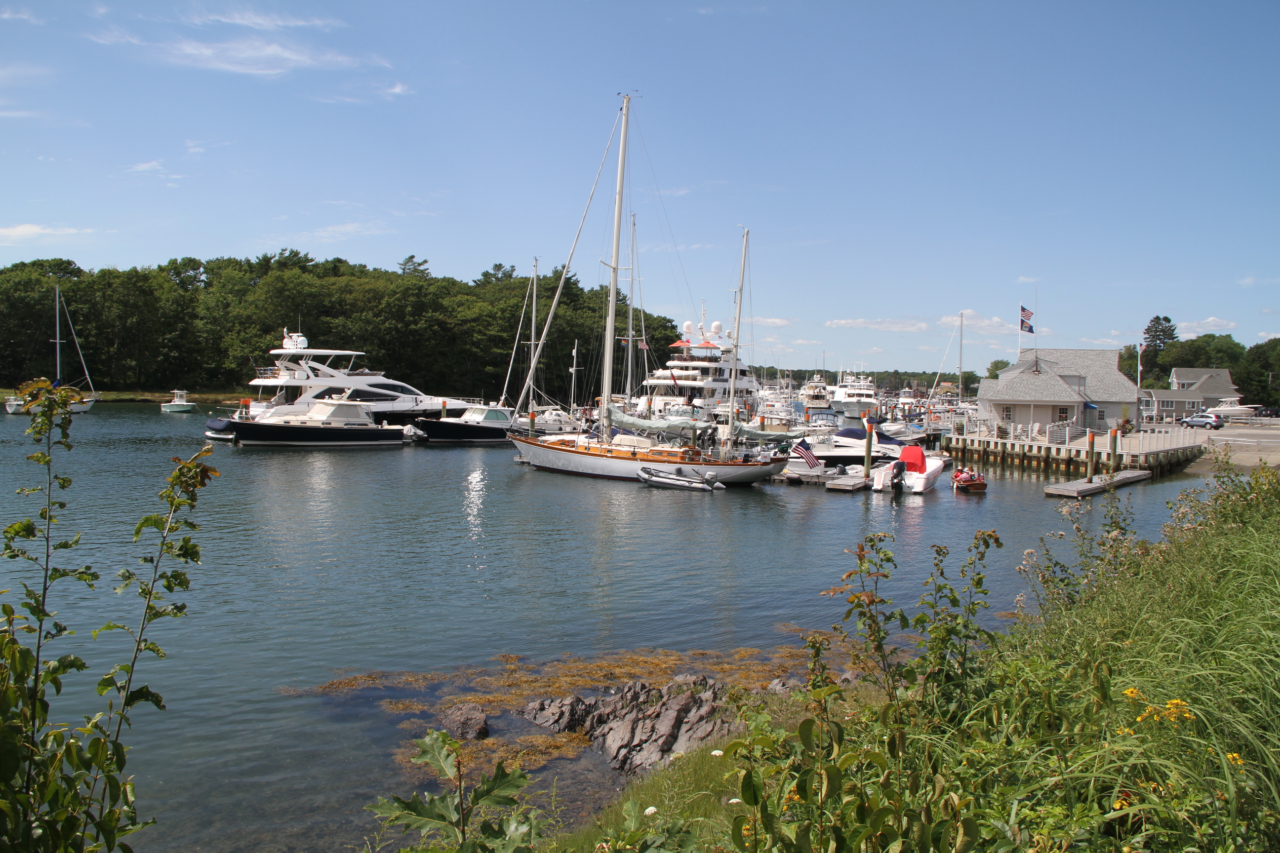 Kennebunk River Kennebunkport - see much more at KennebunkportMaineLodging.com Site