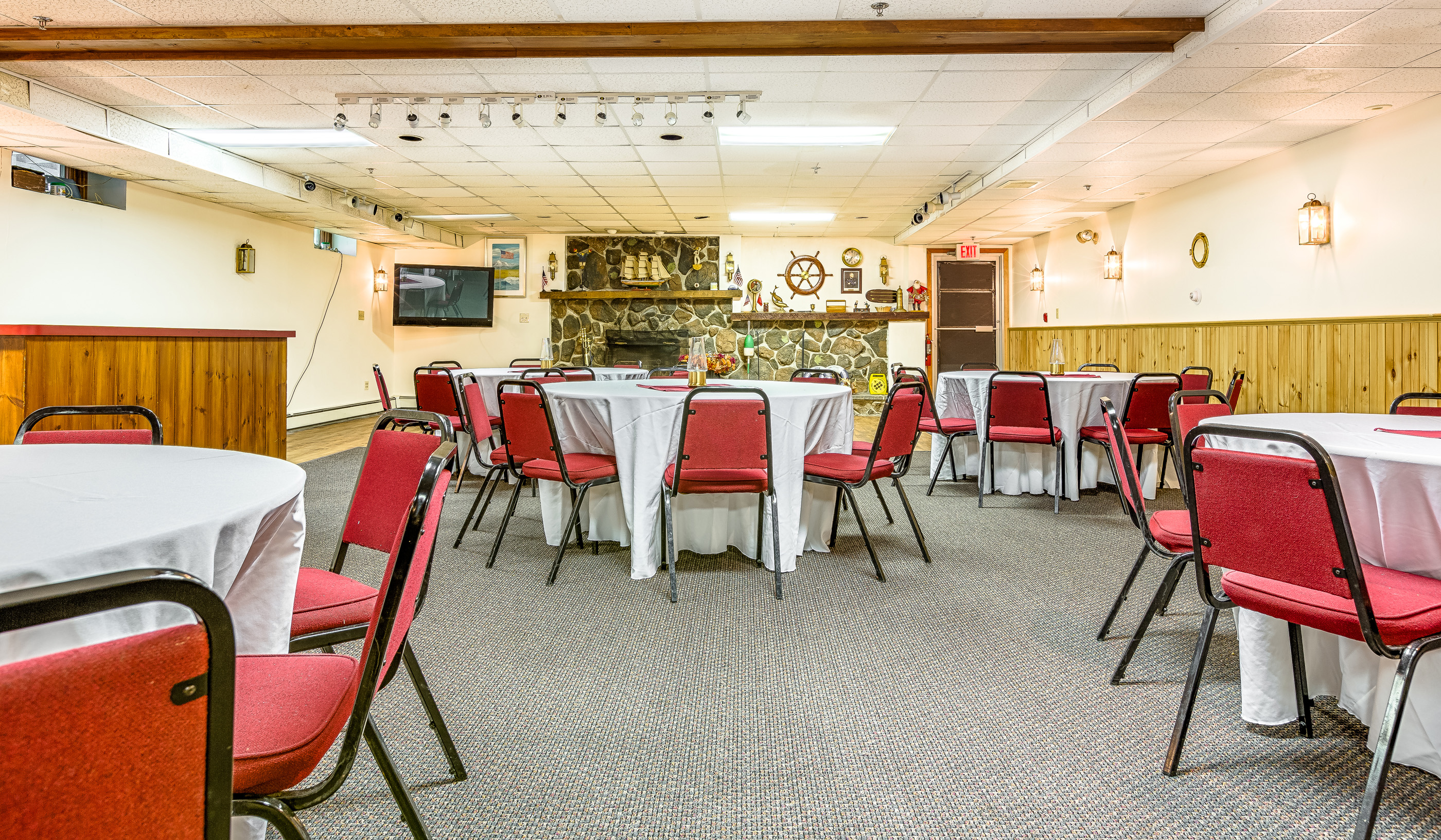 Chart Room: Conference and Wedding Room