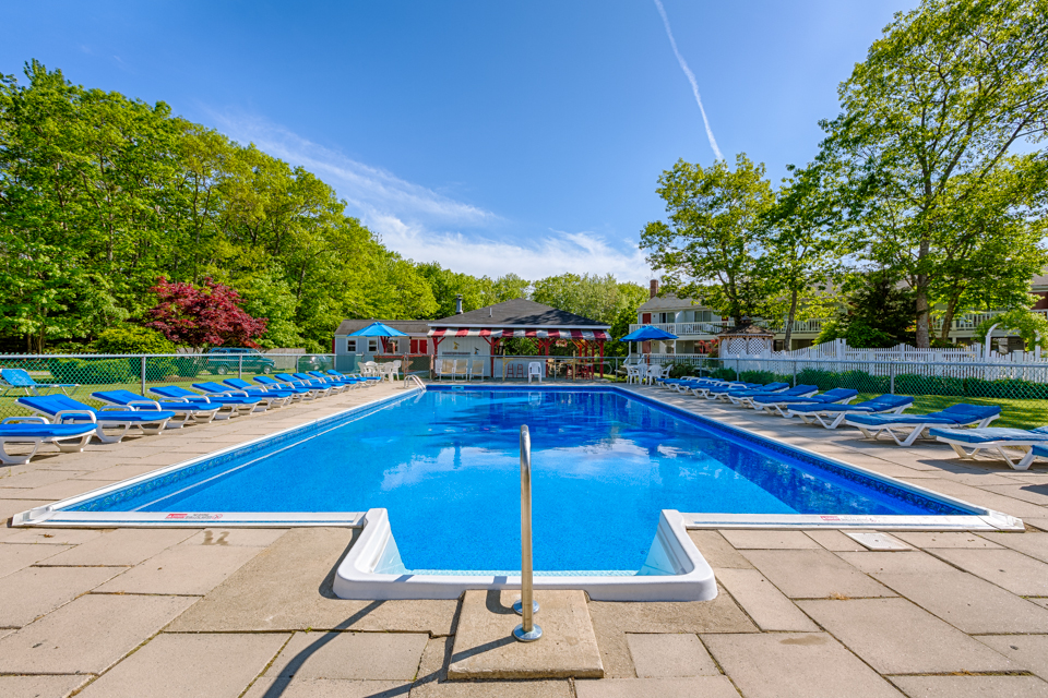 Rhumb Line Resort