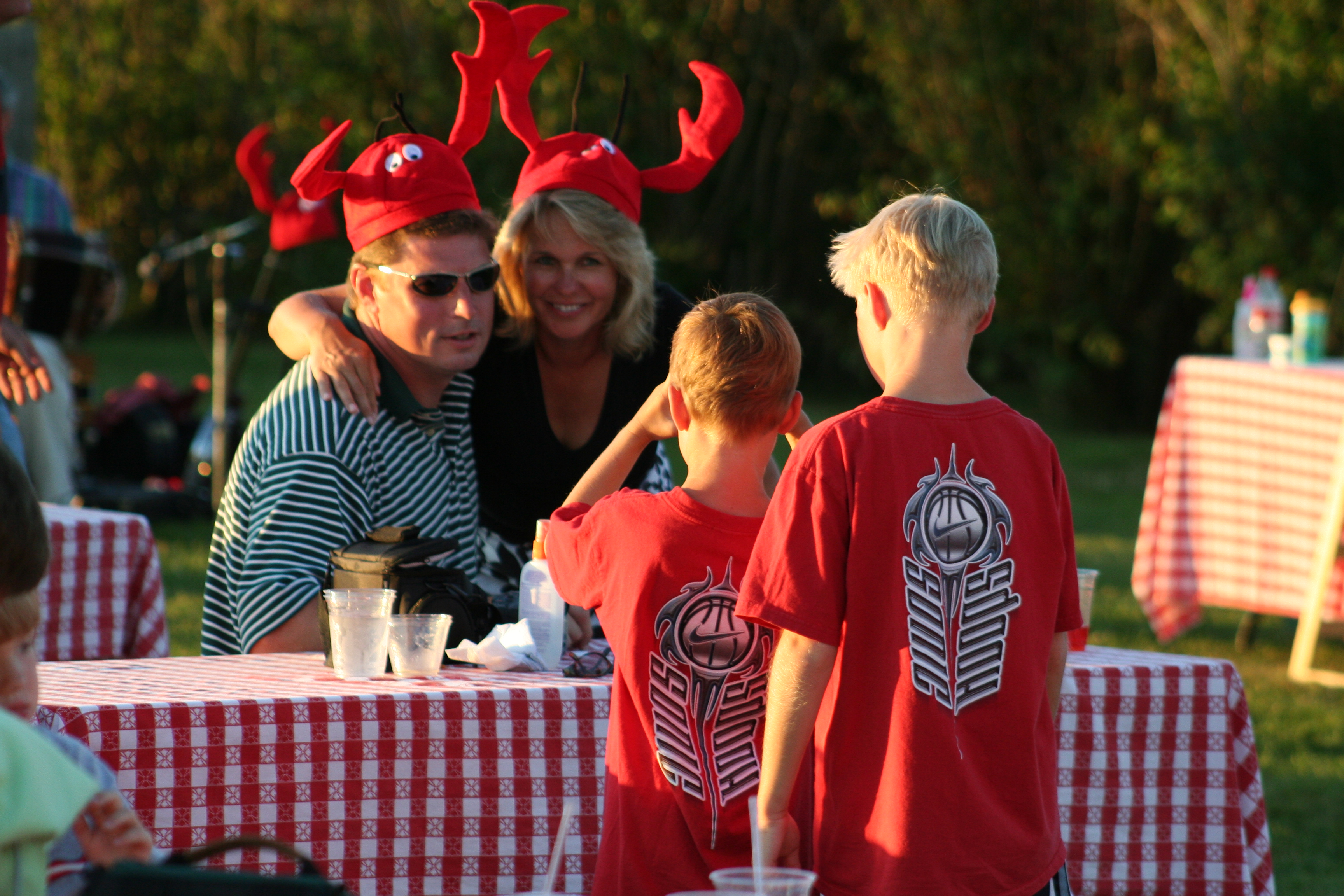 Family enjoying a traditional lobster bake