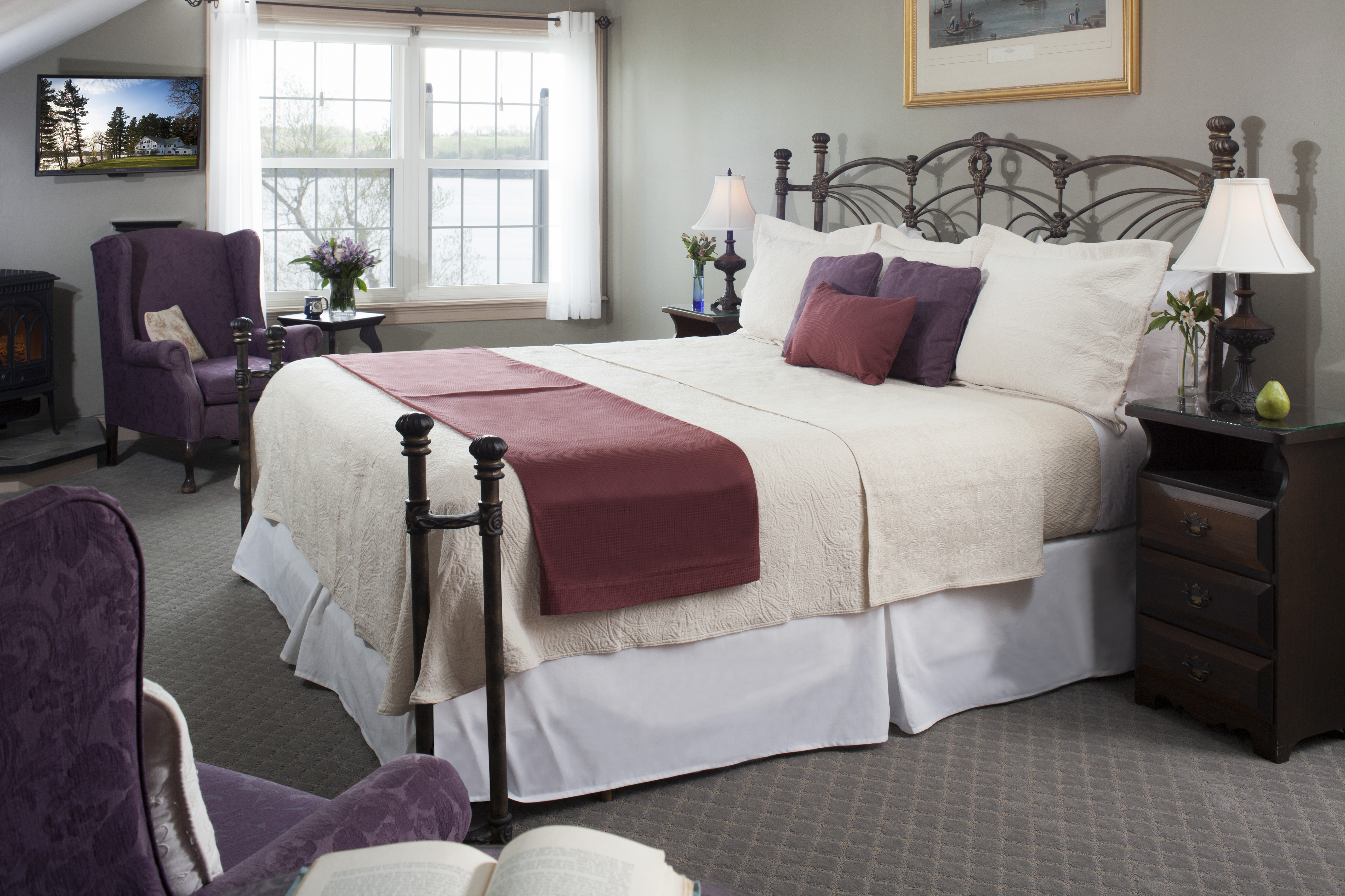 Cadillac Mountain suite, with its huge wrought iron bed and spa is just the spot for some romance.