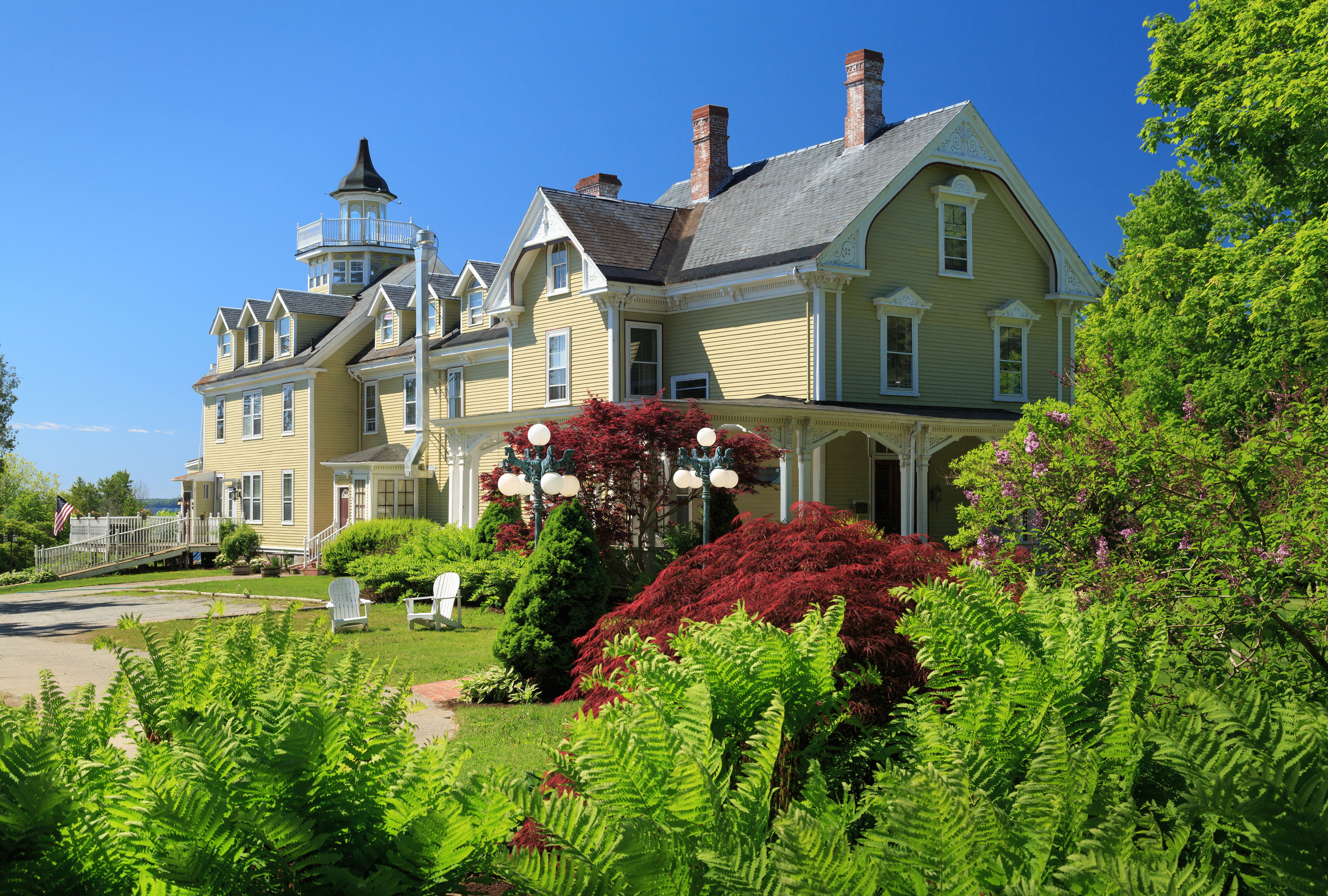 Captain Nickels Inn - Visit Maine