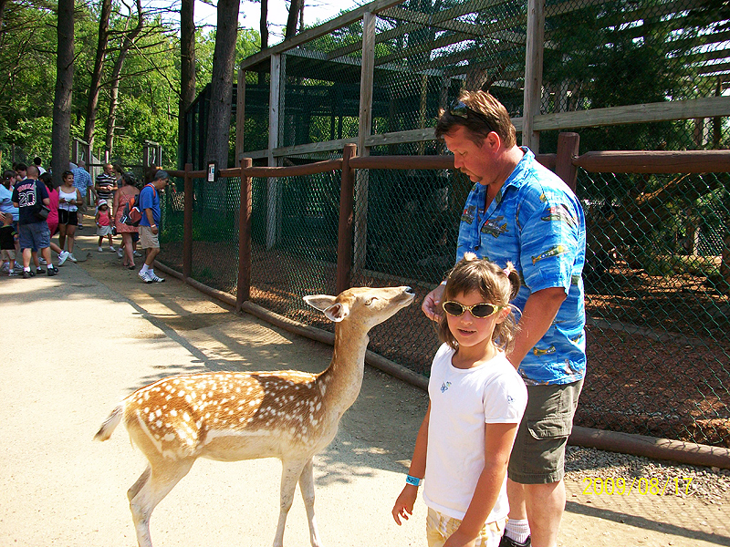 Animal Parks & Zoos - Visit Maine