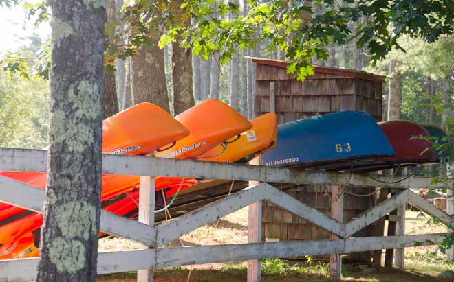 Canoes & kayaks for guests use