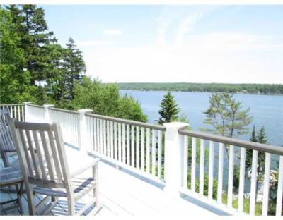 First Light Cottage - Incredible view of Maine coastline. Watch working lobster boats, sailboats, harbor seals, bald eagles, ducks and loons, osprey.