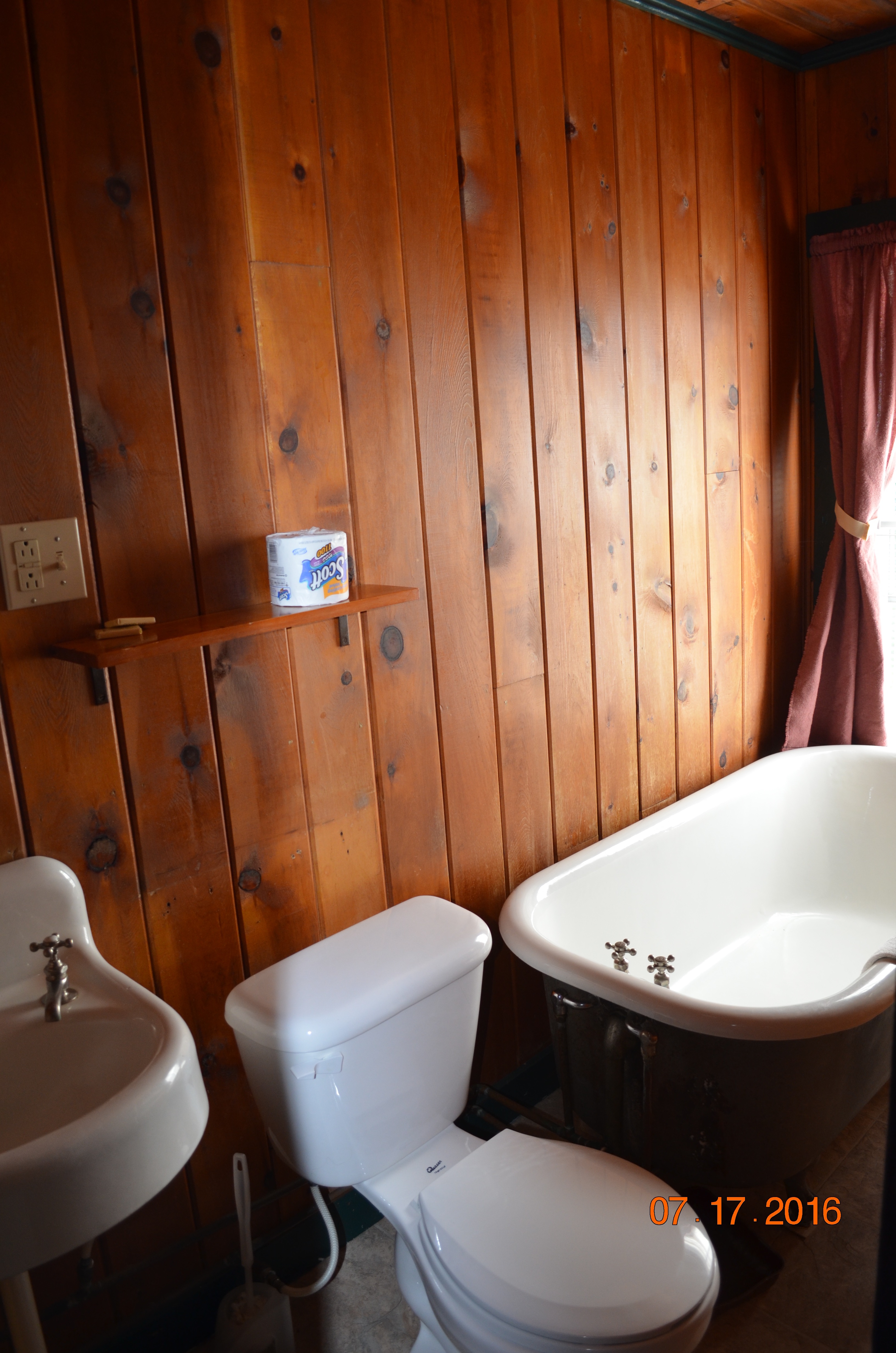 Piscataquis bathroom