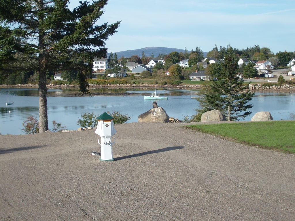 Main Stay Cottages & RV Park