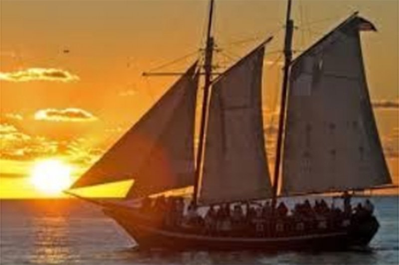 Camden Harbor Sunset Schooner Tour