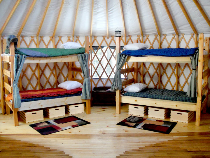 Bunk beds at Fisher Ridge Yurt