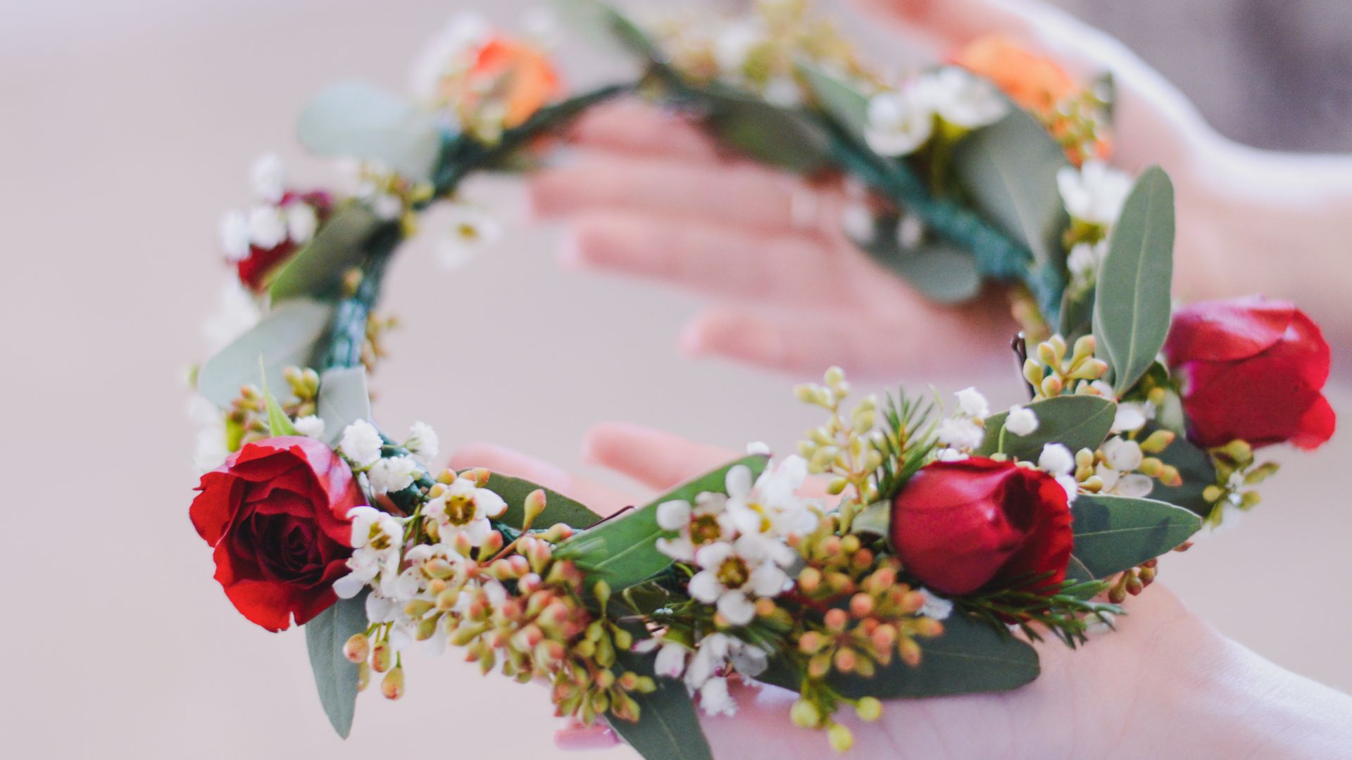 Flower Crown Making Class at Cape Arundel Inn - Visit Maine