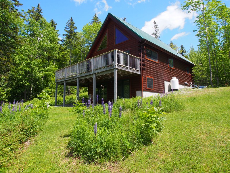Big Summer Savings - Waterfront minutes from Acadia
