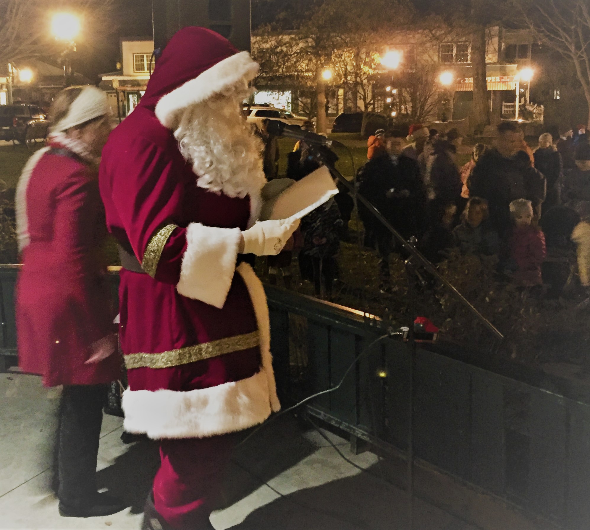 Bar Harbor Village Holidays & Midnight Madness Sale