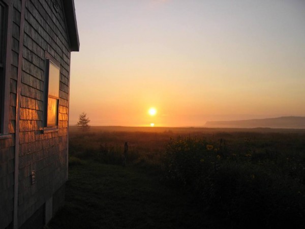Lubec Bay Cottage - Disconnect from the Everyday with a Two Nation Adventure: Down East and Canada !
