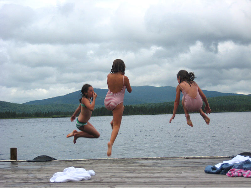 Enjoy your family vacation where swimming is just steps away from your cabin