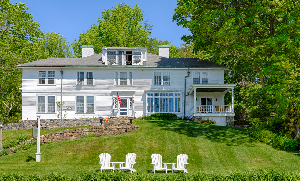 York Harbor Inn Visit Maine