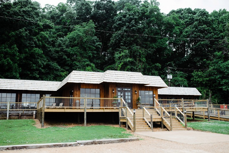 Hagy's Catfish Hotel Tennessee River Valley