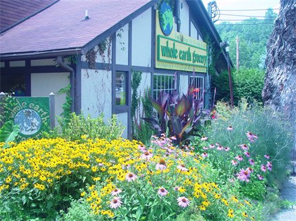 Whole Earth Grocery Cafe | Tennessee River Valley