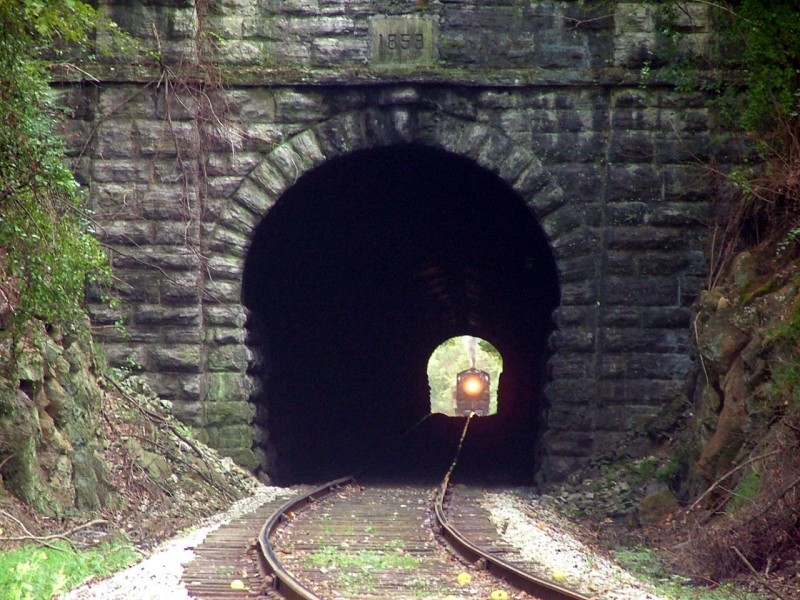 blue ridge tunnel trail