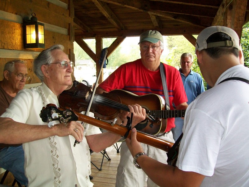 Townsend Fall Heritage Festival and Old Timers Day Tennessee River Valley