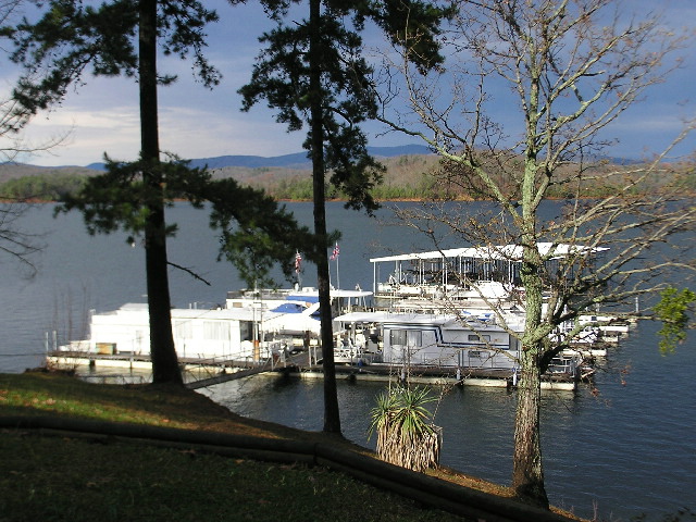 Carters Lake Marina Tennessee River Valley